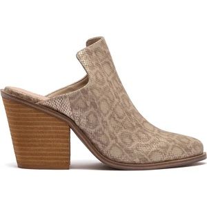 NIB CHINESE LAUNDRY Springfield Mule  Snake Print Natural Leather